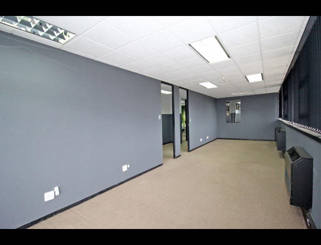 476M² BUILDING TO LET IN SUNNYSIDE